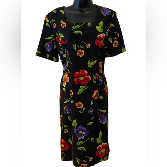 Sag Harbor Vintage black floral print short sleeve dress size 8 EUC - Picture 9 of 9